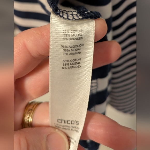 Chico's Weekends Striped Navy and White Women's Sweater - Picture 4 of 4